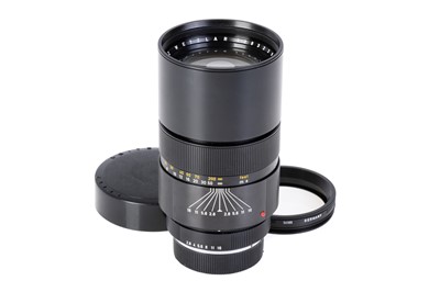 Lot 58 - A Leitz Elmarit-R f/2.8 180mm Lens