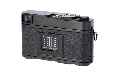 Lot 22 - A Minolta CLE Rangefinder Camera Outfit