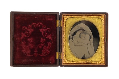 Lot 279 - Post-Mortem Ambrotype of a Baby