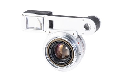 Lot 34 - A Leitz Summicron f/2 35mm Lens
