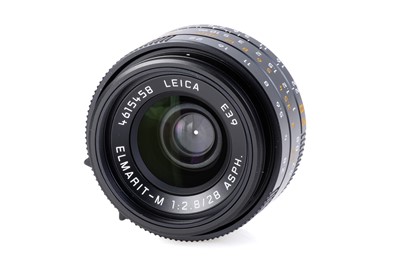Lot 29 - A Leitz Elmarit-M ASPH. f/2.8 28mm Lens