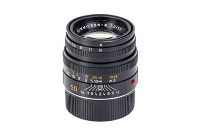 Lot 42 - A Leitz Summicron-M f/2 50mm Lens