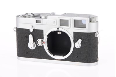 Lot 4 - A Leica M3 Rangefinder Camera Body