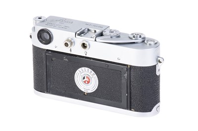 Lot 16 - A Leica M3 Rangefinder Camera Outfit