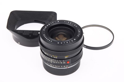 Lot 39 - A Leitz Wetzlar Elmarit-R f/2.8 24mm Lens