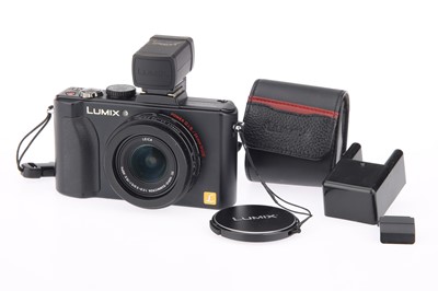 Lot 269 - A Panasonic DMC-LX5 Compact Camera