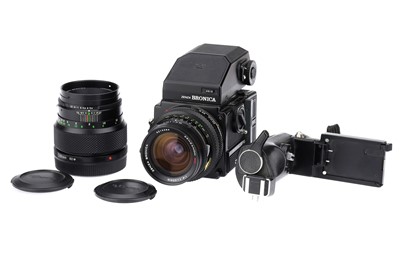 Lot 197 - A Zenza Bronica ETR Si Medium Format SLR Camera