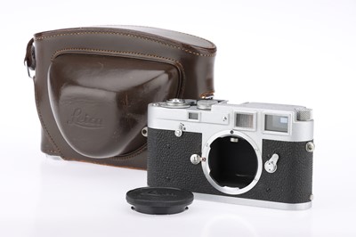 Lot 1 - A Leitz Wetzlar Leica M3 35mm Rangefinder Camera
