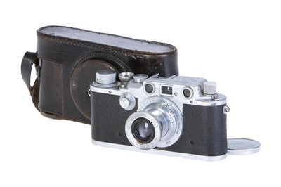 Lot 6 - A Leica IIIc 'Luftwaffen-Eigentum' Rangefinder Camera
