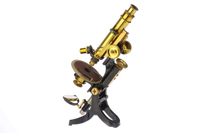 Lot 8 - An 'Advanced Students' Petrological Microscope