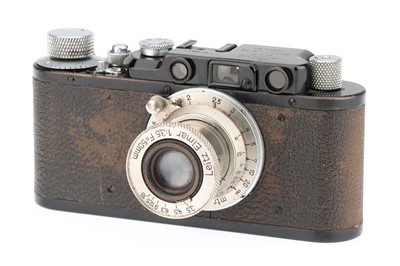 Lot 6 - A Leitz Wetzlar Leica II 35mm Rangefinder Camera