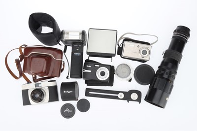 Lot 323 - A Selection of Various Cameras and Acessories