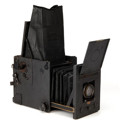Lot 114 - An Adams & Co. Videx Reflex Camera