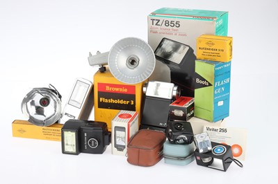 Lot 403 - A Mixed Selection of Camera Flashguns