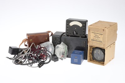 Lot 718 - A Selection of Electronics Devices