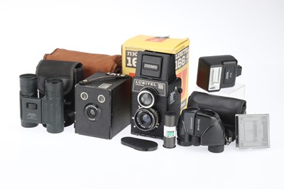 Lot 211 - A Lomo Lubitel 166 Universal Medium Format TLR Camera