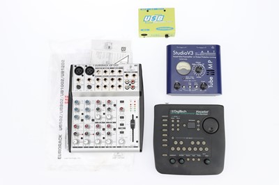 Lot 904 - Collection of Music Production Equipment