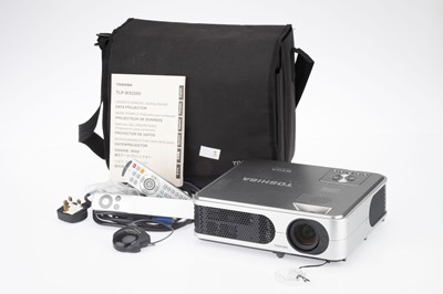Lot 708 - A Toshiba TLF-WX2200 LCD Projector