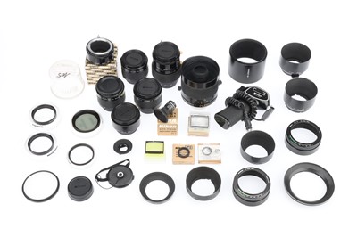 Lot 93 - A Good Selection of Nikon Accessories