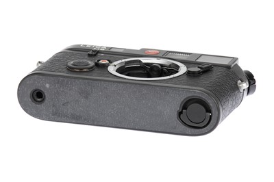 Lot 41 - A Leica M6 Rangefinder Camera Body