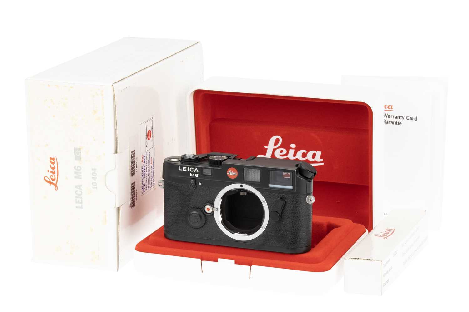 Lot 41 - A Leica M6 Rangefinder Camera Body