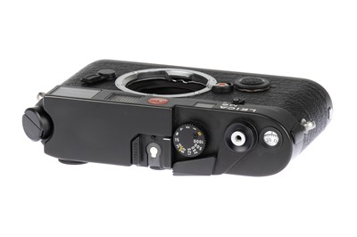Lot 41 - A Leica M6 Rangefinder Camera Body