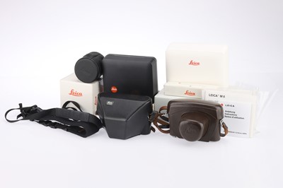 Lot 39 - An Empty Leica Summicron-M f/2 50mm Lens Box