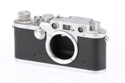 Lot 7 - A Leitz Wetzlar Leica IIIf Red Dial Rangefinder Body