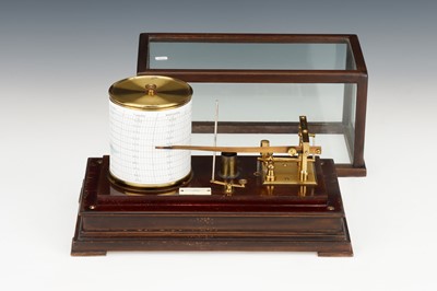Lot 171 - A Good Table Barograph