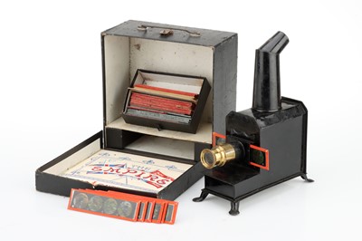 Lot 572 - A Toy Magic Lantern