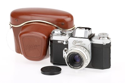 Lot 40 - A Wirgin Edixa Flex 35mm SLR Camera