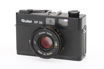 Lot 110 - A Rollei XF35 Compact Camera