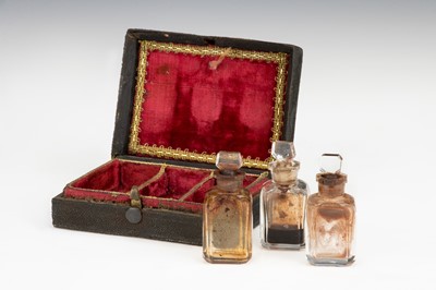 Lot 35 - A Small Georgian Apothecary Set