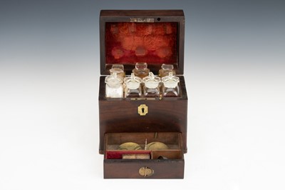 Lot 37 - A Small Victorian Domestic Medicine Chest