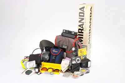 Lot 400 - A Collection of Camera Accessories & Sundries