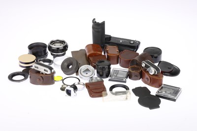 Lot 454 - A Mixed Selection of Camera Accessories