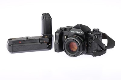 Lot 253 - A Pentax LX 35mm SLR Camera