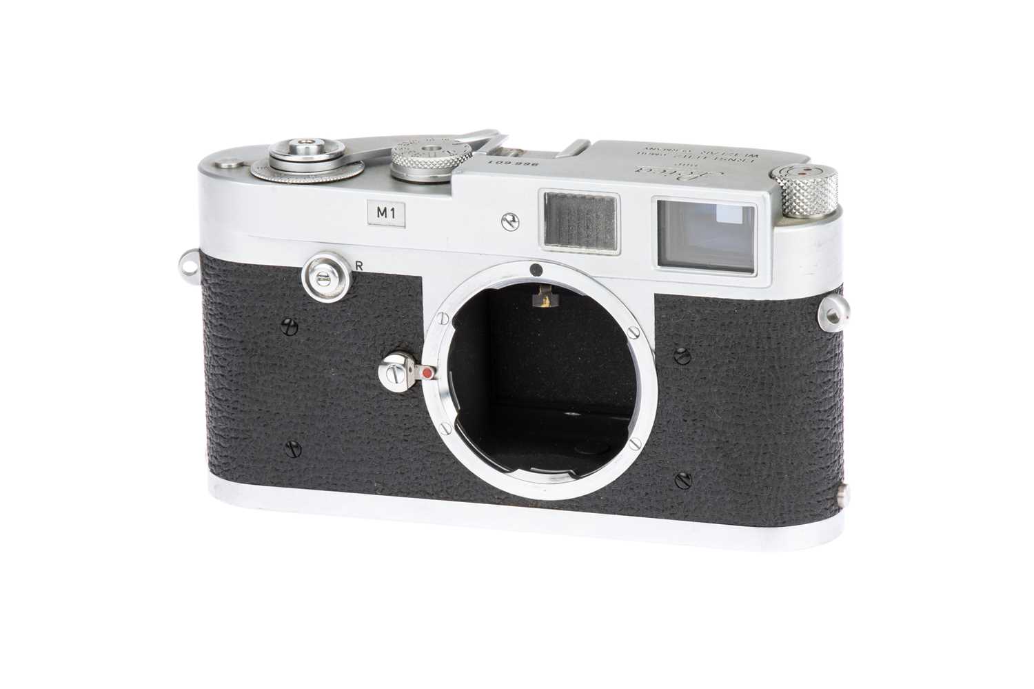 Lot 32 - A Leica M1 Rangefinder Body