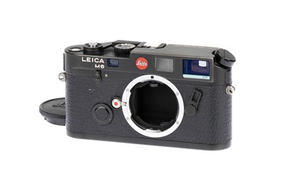 Lot 38 - A Leica M6 0.72 Rangefinder Body