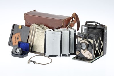 Lot 313 - A Newman & Guardia New Special Sibyl Folding Camera