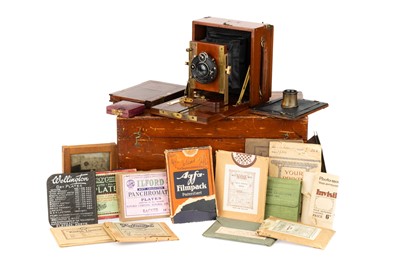 Lot 241 - A Gandolfi Simplex 3½x2½ Hand & Stand Mahogany Camera