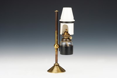 Lot 117 - Microscope Oil Lamp
