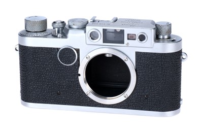 Lot 23 - A Leica IIg Rangefinder Camera