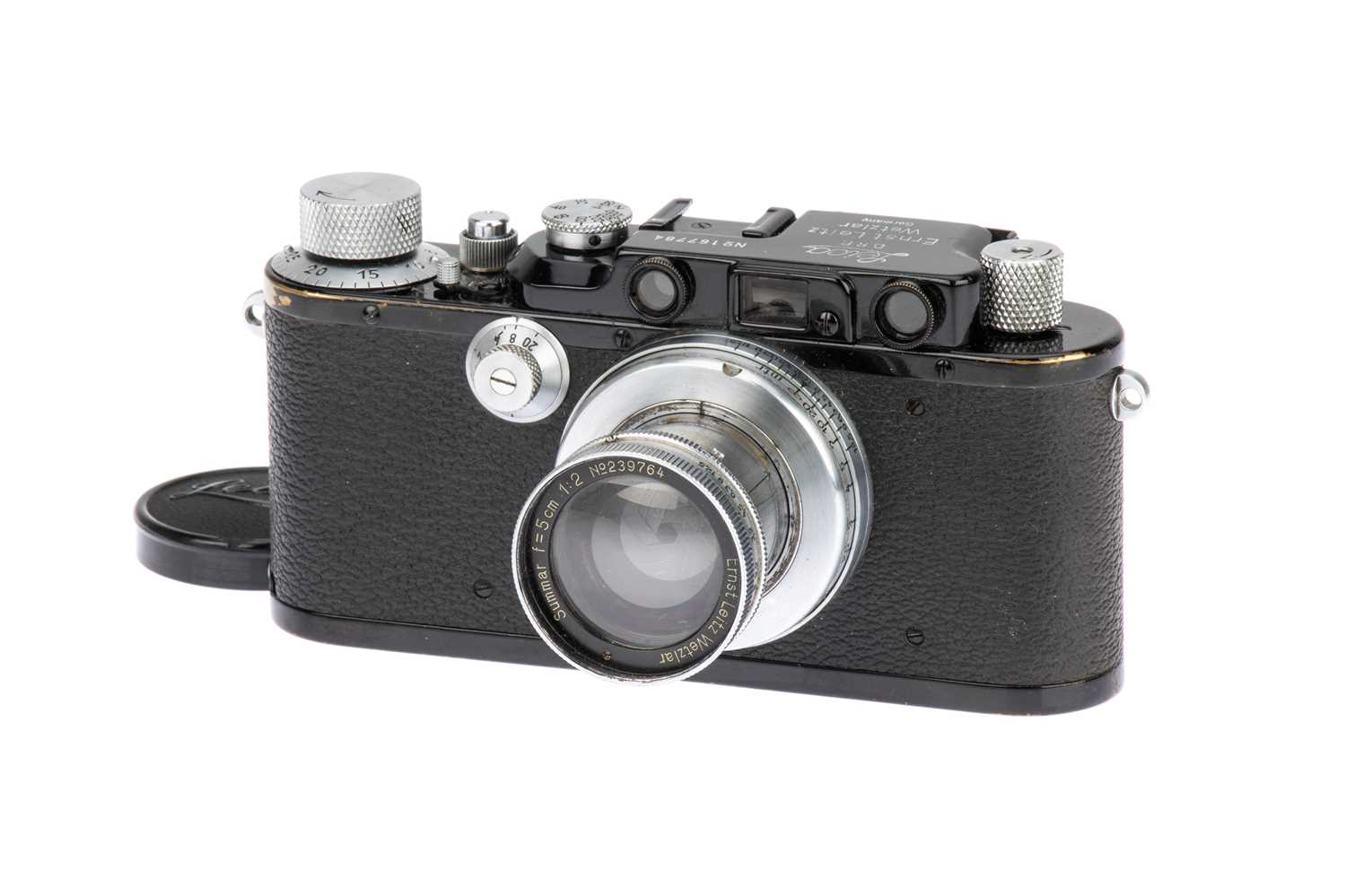Lot 12 - A Leica IIIa Rangefinder Camera