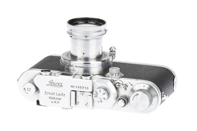 Lot 11 - A Leica III 'Bright Chrome' Rangefinder Camera