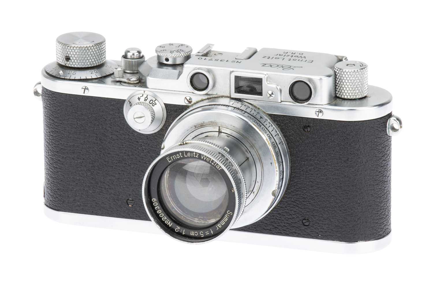 Lot 11 - A Leica III 'Bright Chrome' Rangefinder Camera