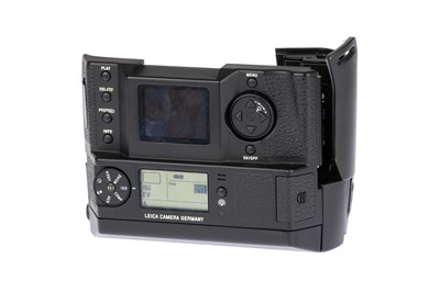 Lot 67 - A Leica Digital-Modual-R