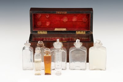 Lot 20 - A Small & Attractive Georgian Domestic Medicine Chest