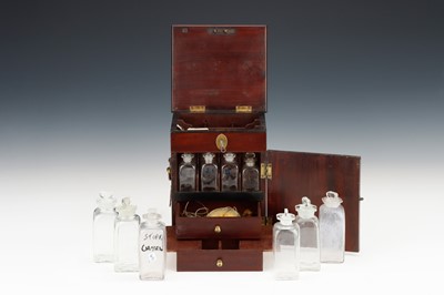 Lot 22 - A Small Georgian Domestic Medicine Chest
