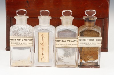 Lot 27 - Victorian Domestic Medicine Chest